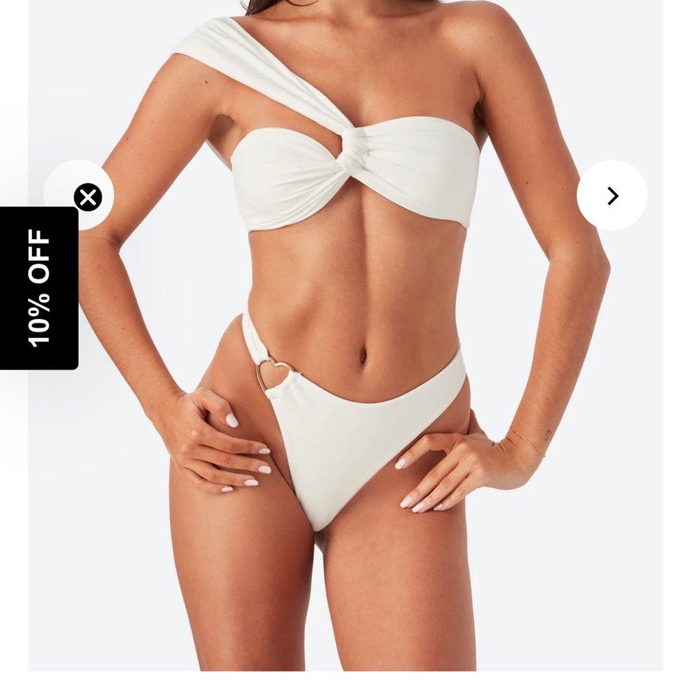 Chic White One-Shoulder Bikini